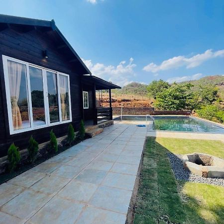 Waterrock Stays The Mango Tree Chalet 푸네 외부 사진