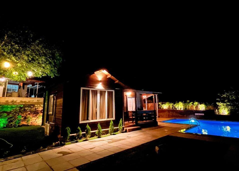 Waterrock Stays The Mango Tree Chalet 푸네 외부 사진
