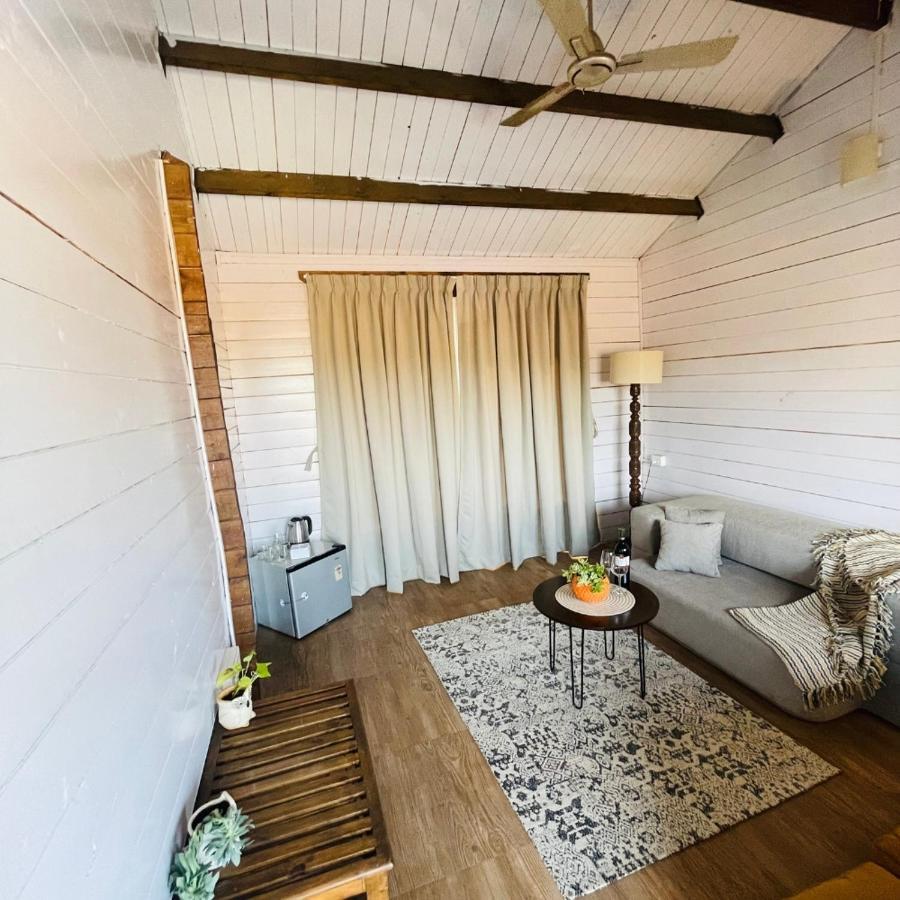 Waterrock Stays The Mango Tree Chalet 푸네 외부 사진
