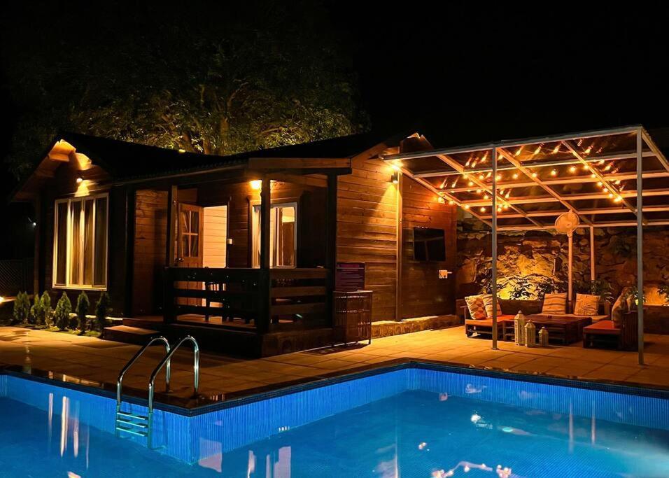 Waterrock Stays The Mango Tree Chalet 푸네 외부 사진