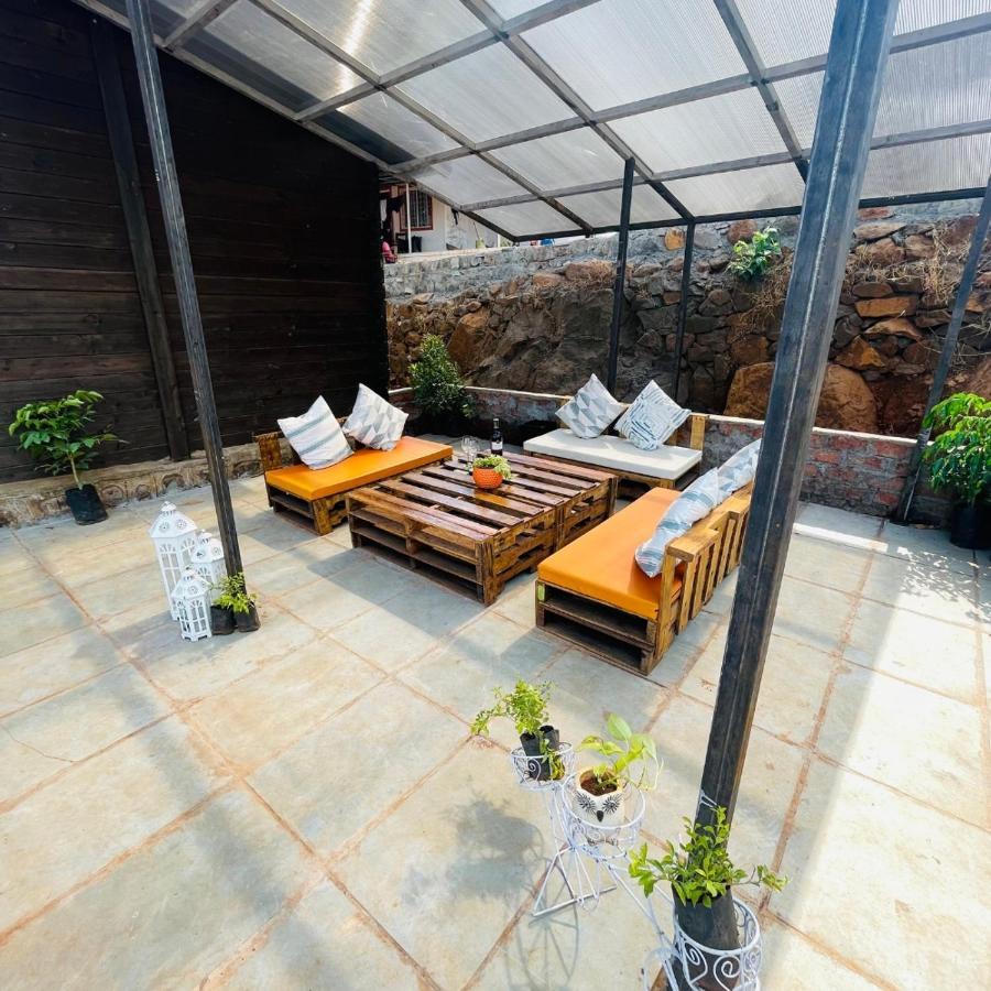 Waterrock Stays The Mango Tree Chalet 푸네 외부 사진